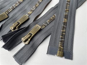 Delbar lynlås - grå med farvede metaltænder, 70 cm